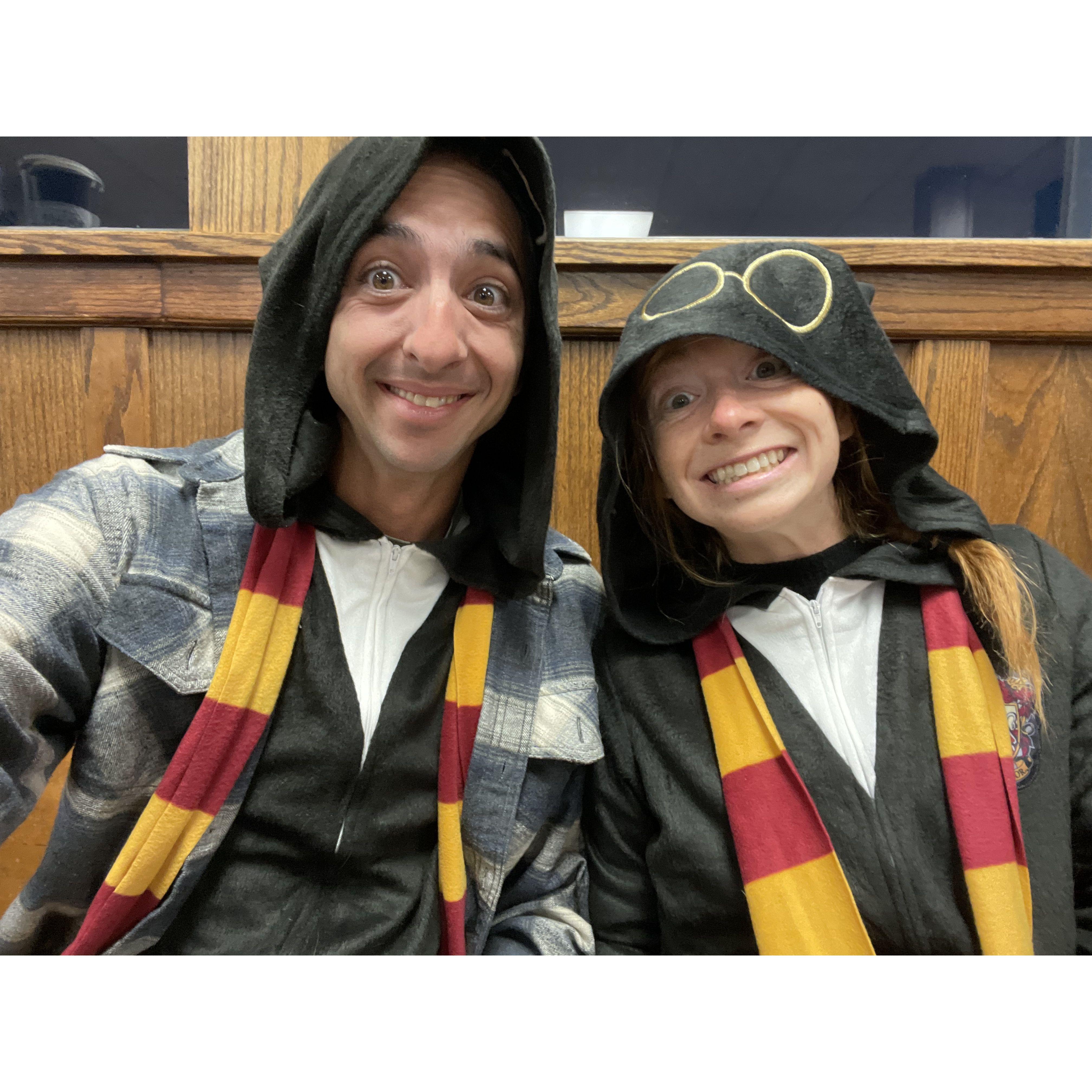 Harry and Ginny riding the hogwarts express (aka Amtrak) on Halloween