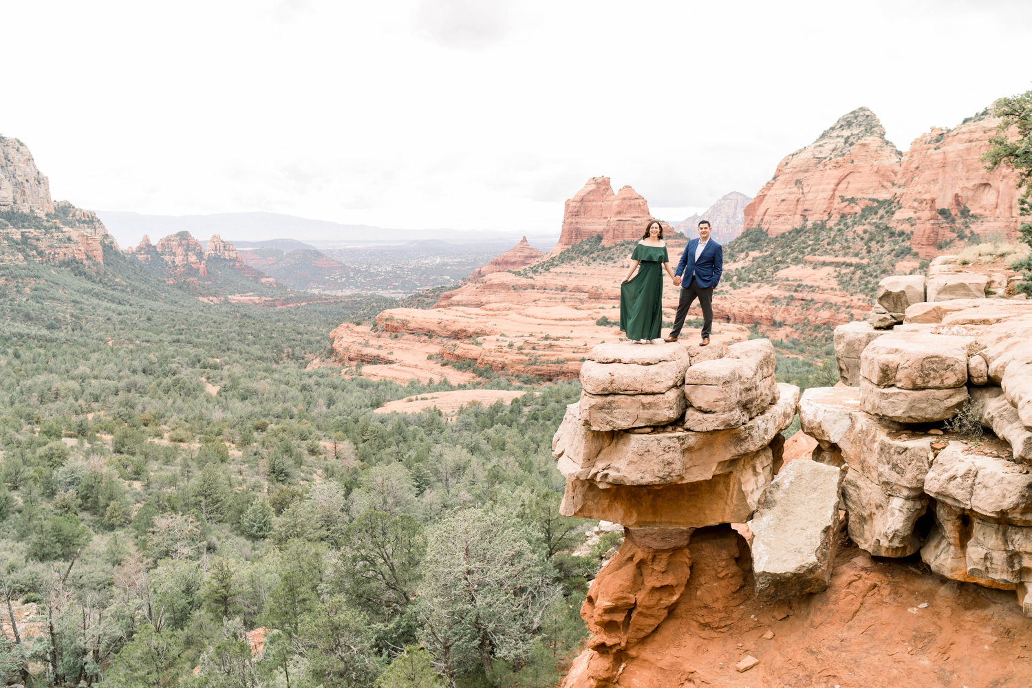 The Wedding Website of Emily Wolf and James Hardy