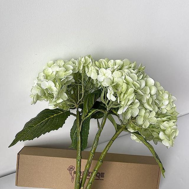 RUZUQE Yalzone 3 Pcs 21In Artificial Light Green Hydrangea Natural Lifelike Real Touch Faux Large Royal Hydrangea for Home Party Outdoor Wedding Decor Table Centerpiece Artificial Flower