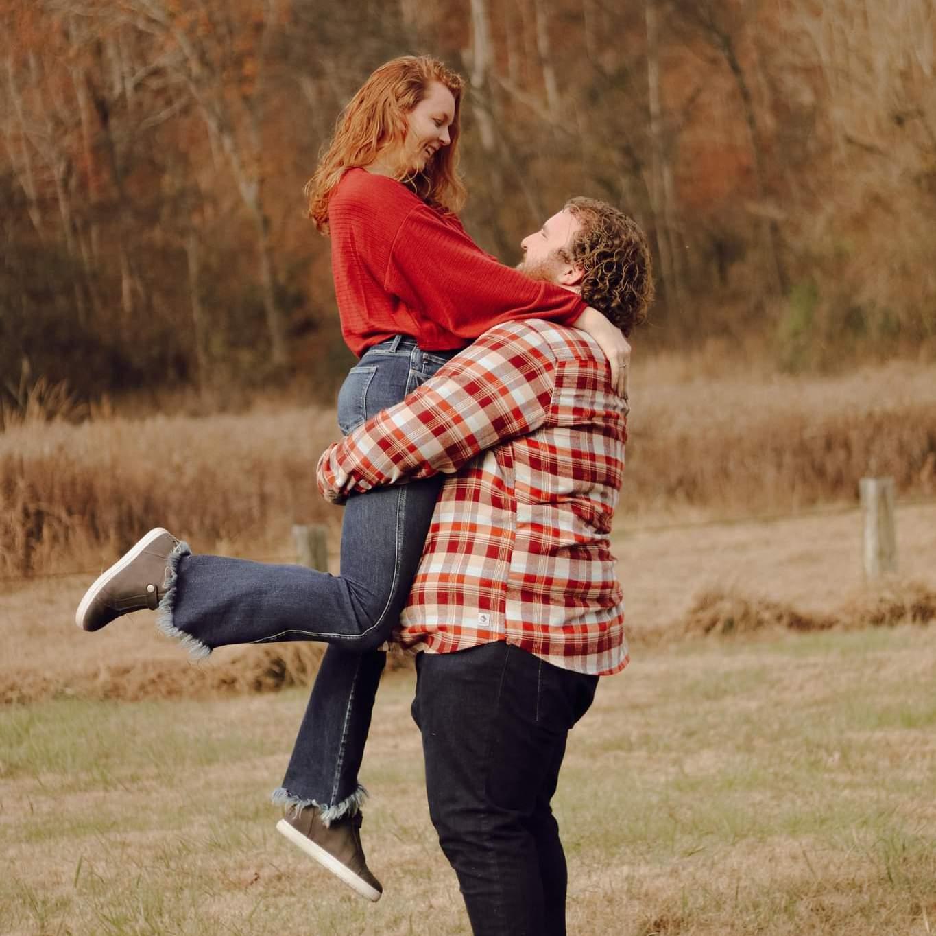 2 year anniversary dating pic