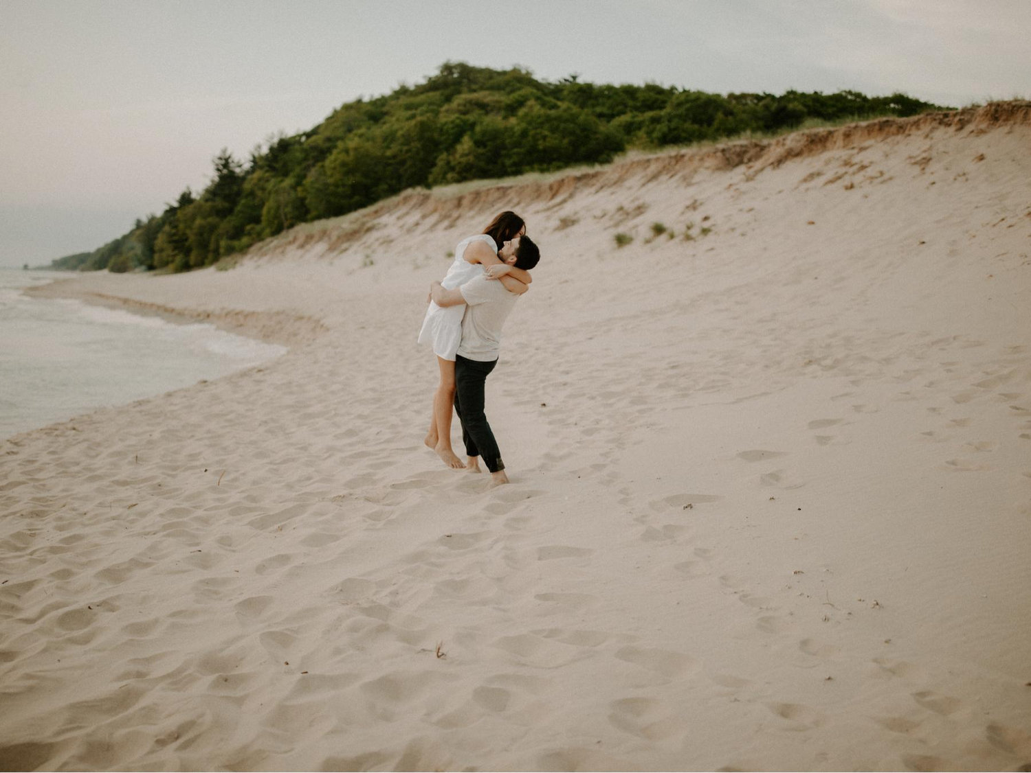 The Wedding Website of Morgan McPhail and Taylor McPhail