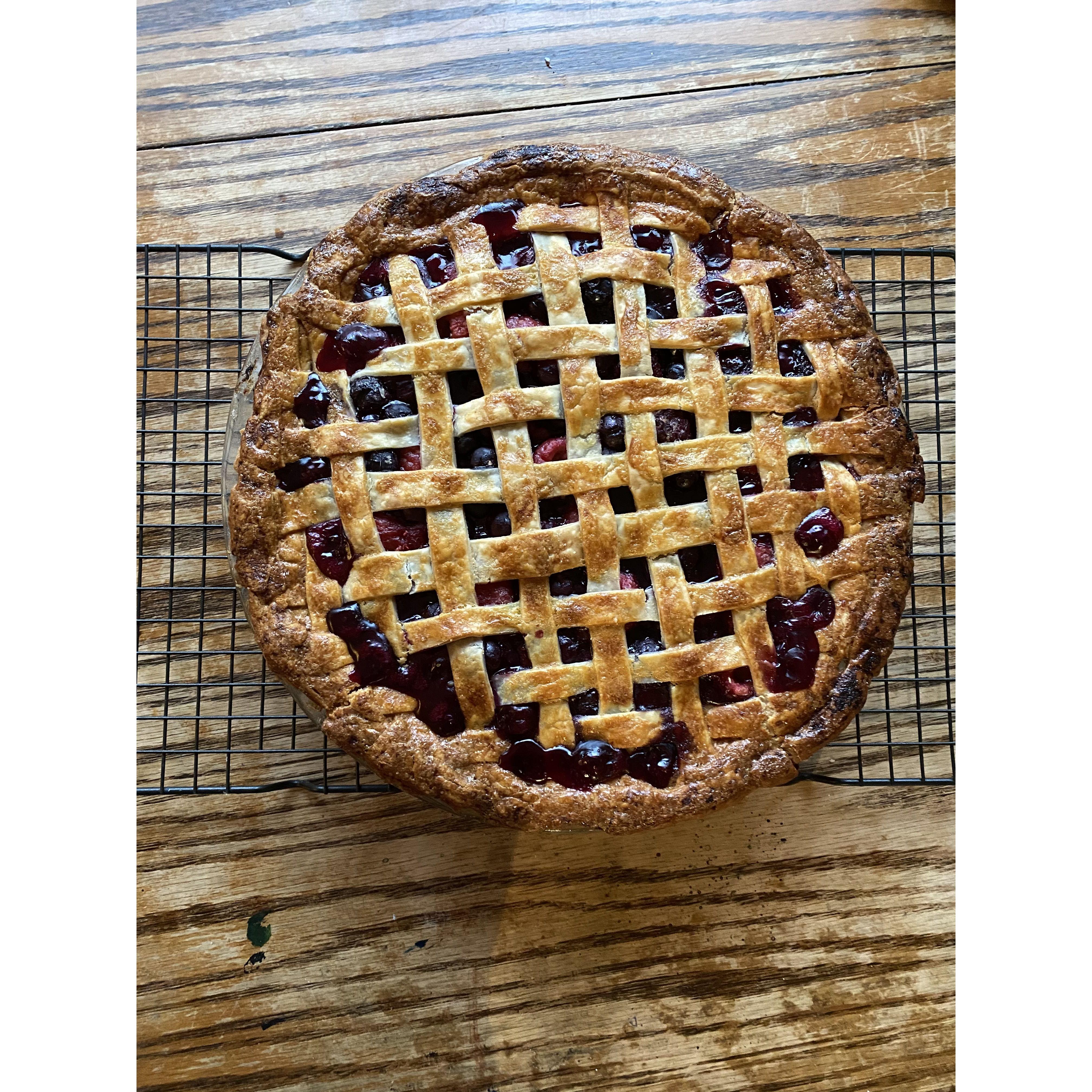 The same day as the first selfie, Ming Lee baked Zac this pie. He thought it was delicious.