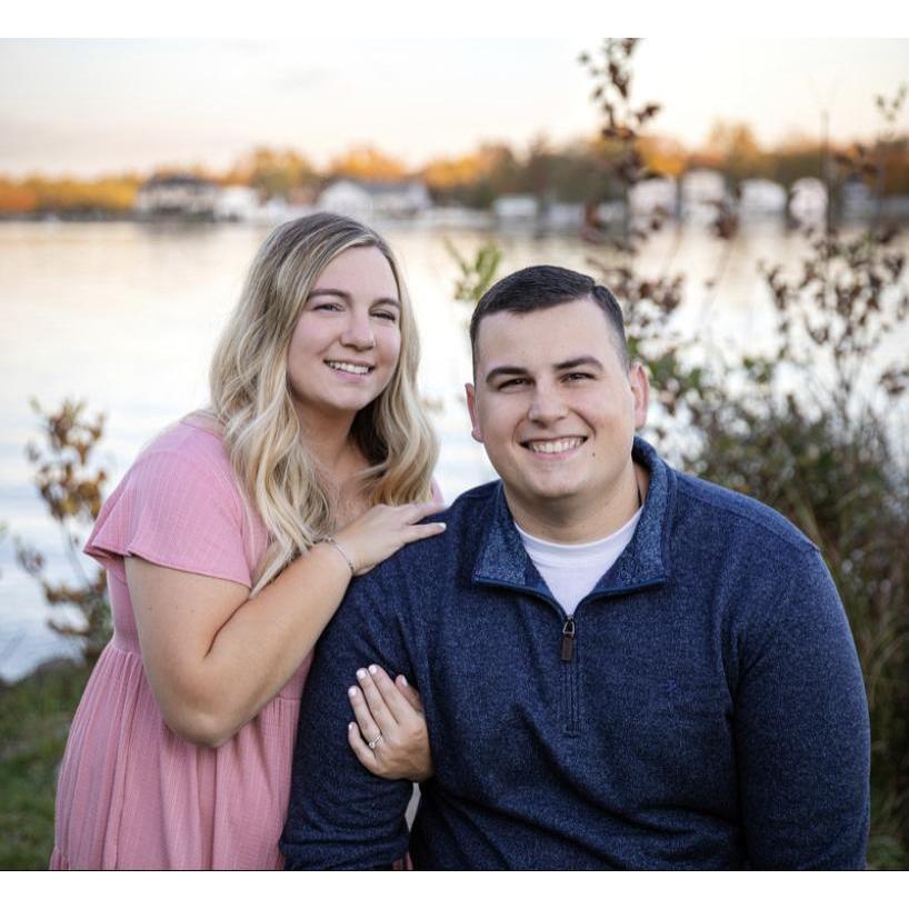 Engagement photos- Saratoga Lake