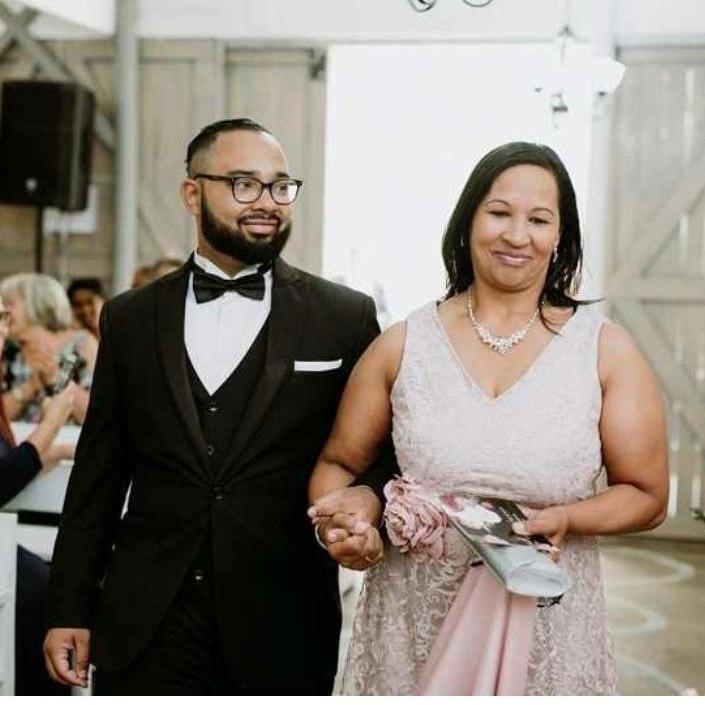Mother of the groom - Daphne