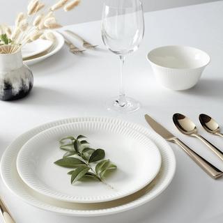 Profile Porcelain Accent Plate, Set of 4