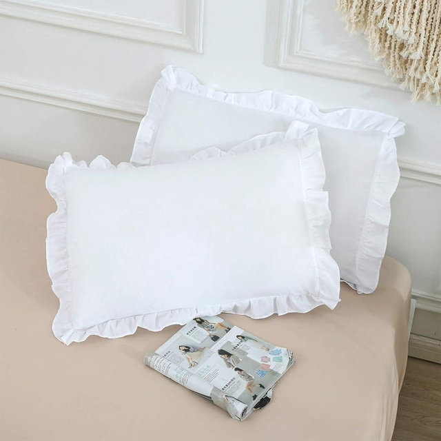 MoonxHome Ruffled Pillow Shams, Pack of 2 Edge Ruffled Pillow Cases 100% Brushed Microfiber King Size Bedding Pillow Covers with Envelope Closure (20x36 inches, White)