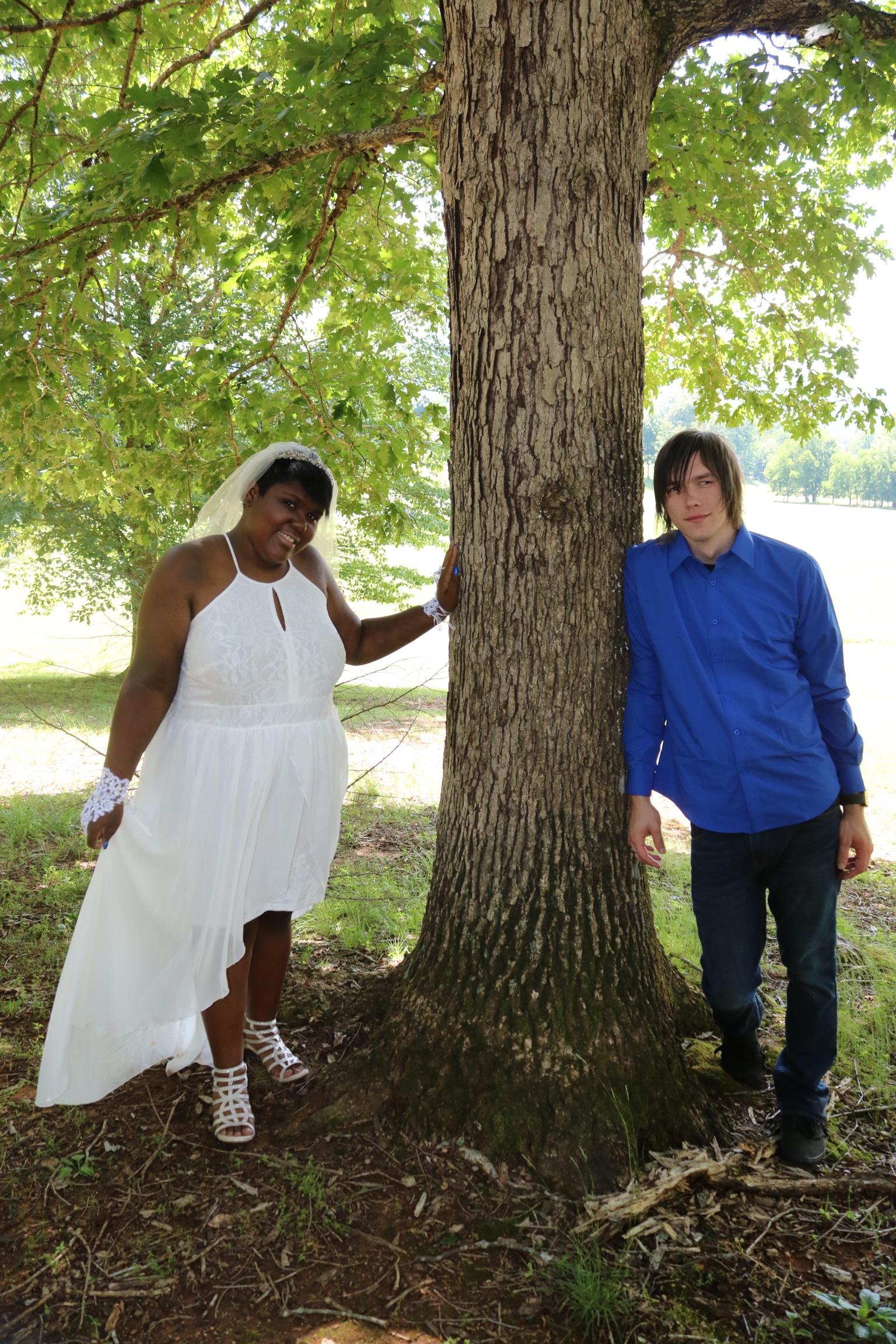 The Wedding Website of Taylor Byrd and Garrett Reid