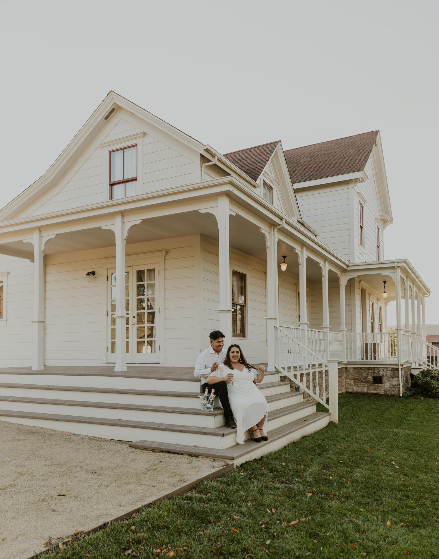 The Wedding Website of Indika Halferty and Edgar Velasquez