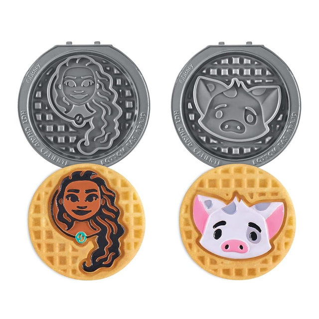 Disney Dash MultiMaker Mini System Removable Plate Sets - Easy-to-Swap Plates for Your Waffle Maker - Set of 2, Moana & Pua Design