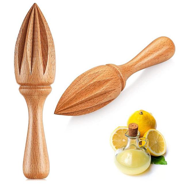 2 Pcs Wooden Citrus Reamer Lemon Hand Juicer Beech Wood Handheld Citrus Juicer Easy to Hold Kitchen Juicing Tool Manual Orange Lime Lemon Juice Reamer Extractor for Daily Home Bar Cafe Restaurant Use