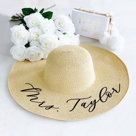 FLOPPY HAT