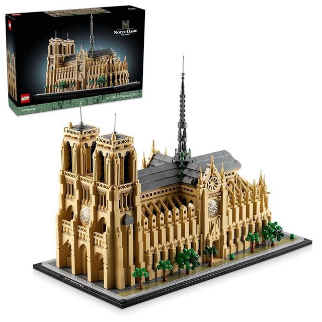 LEGO Architecture Notre-Dame de Paris Replica, Architectural Model Kit, Collectible Building Set for Adults, Build and Display France Souvenir, Paris Gift for Lovers of History, Travel and Art, 21061
