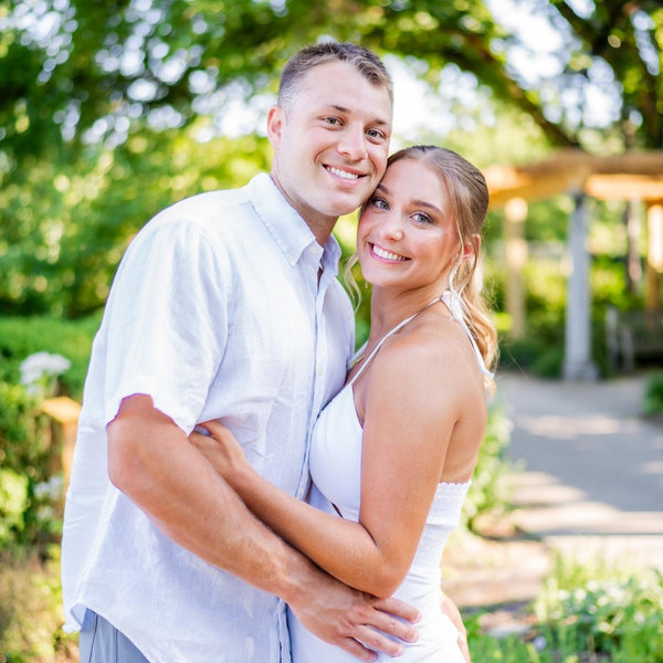 Sidney Spivey and Luke Lenihan's Wedding Website