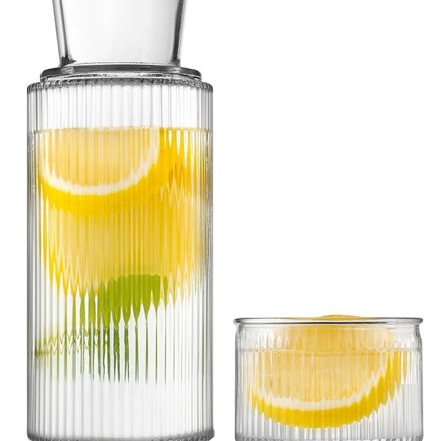 DmmyAlzx Bedside Water Carafe and Glass Set, Classic Vertical-Striped 27oz Glass Carafe with 7.1oz Tumbler Lid, Nightstand Water Pitcher, Bathroom Mouthwash Dispenser, Elegant Gift for Home & Office