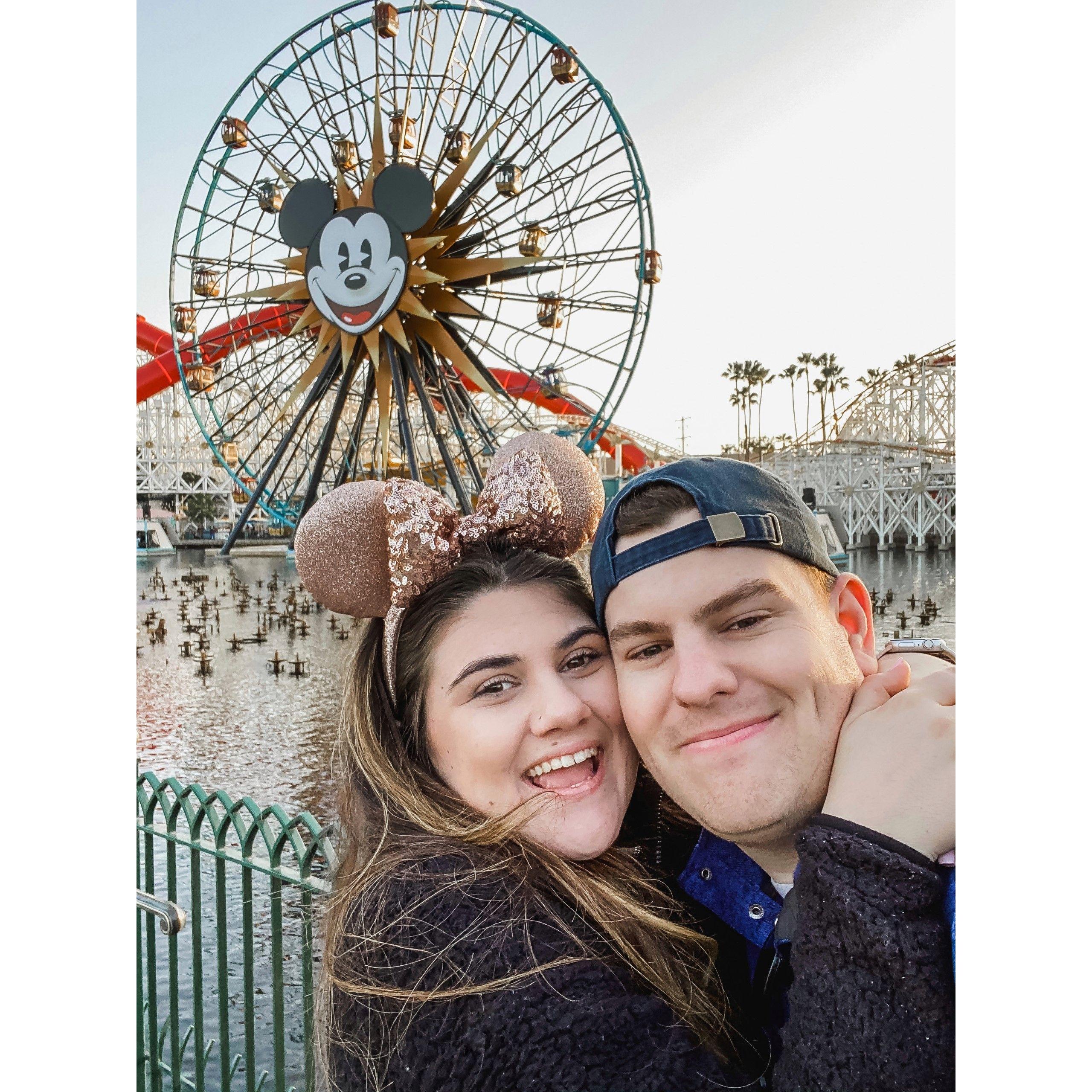 Disneyland dates are our favorite dates!