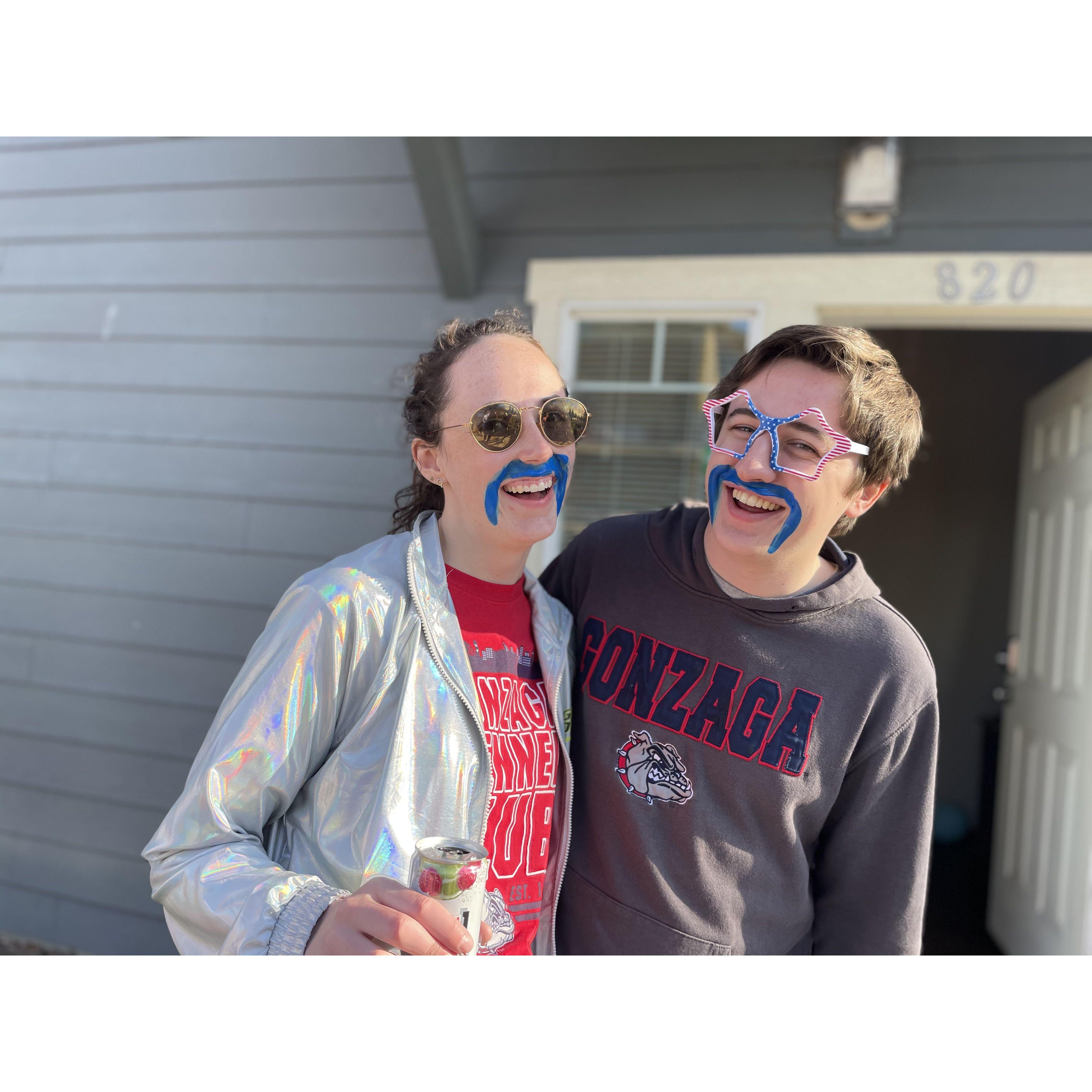 Drew Timme staches for March Madness.