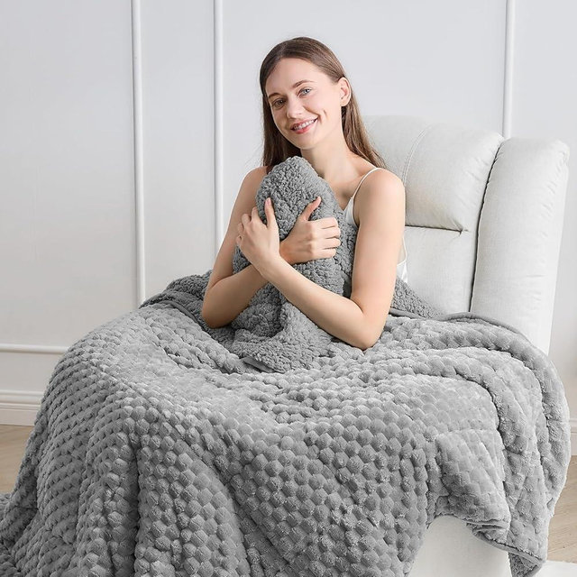 Wemore Fleece Weighted Blanket for Adults (60" x 80" 20lbs, Grey), Dual Sided Cozy Soft Sherpa Heavy Blanket, 3D Imitation Turtle Shell Warm Jacquard Flannel Weighted Blankets for Couch and Bed