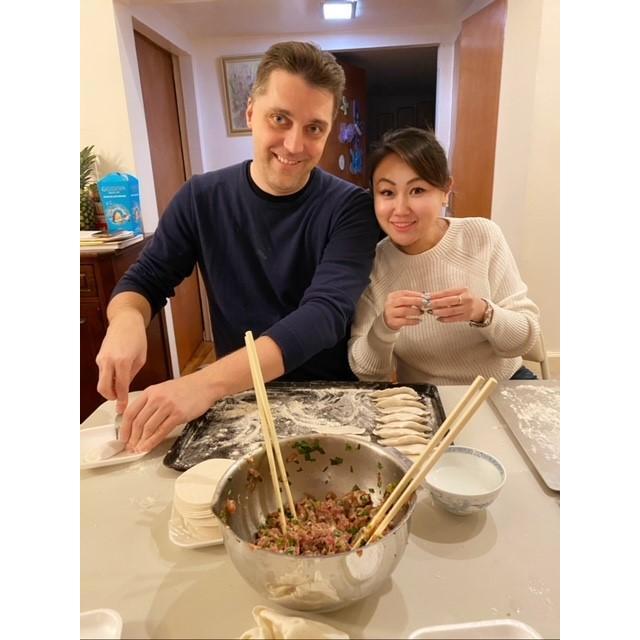 Wrap it up for the dumpling party!