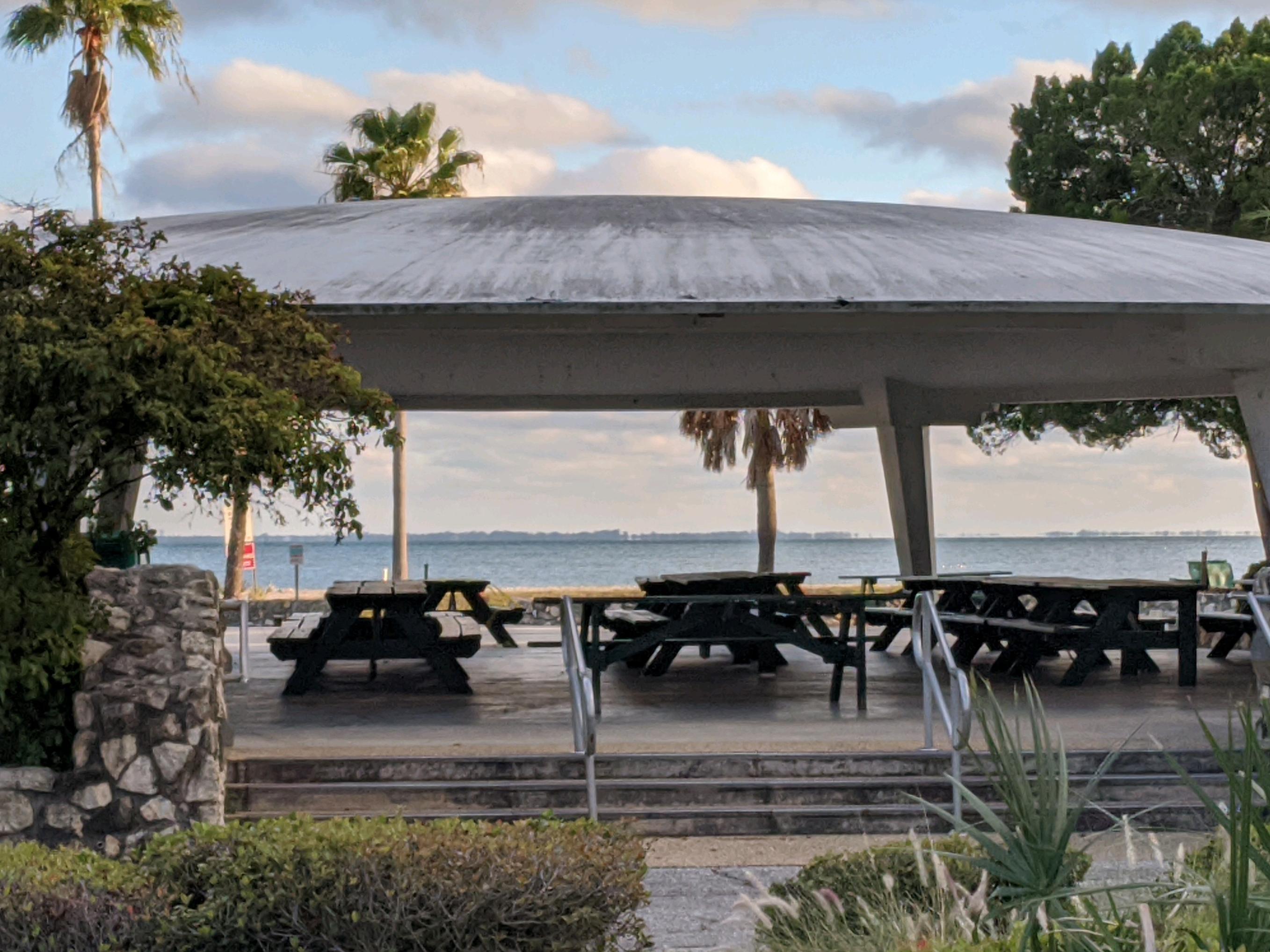 The Wedding Website of Cecilia Nevarez and Roberto Bustamante