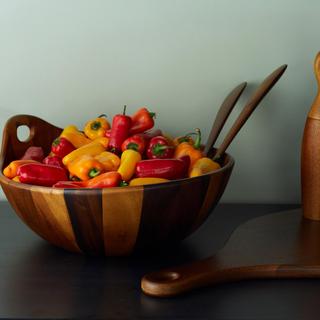 Portables Wood Salad Bowl with Servers