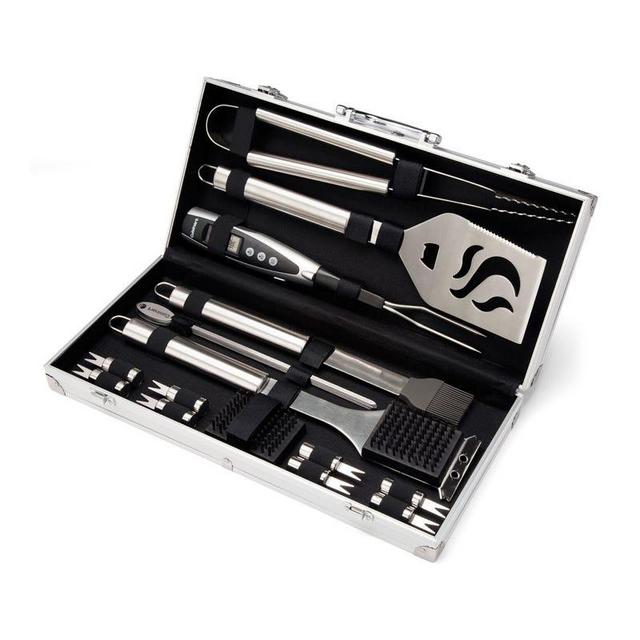 20-Piece Deluxe Grilling Tool Set by Cuisinart
