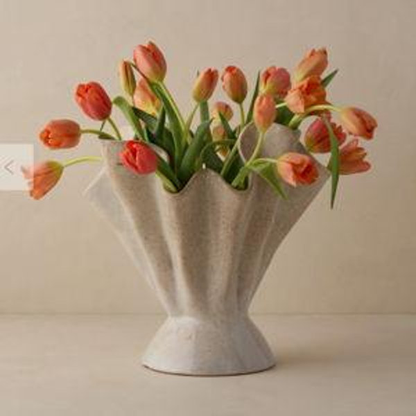 Darcia Vase
