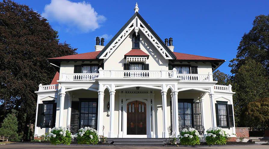 The Wedding Website of Maggie Hayes and Andrew Vitcavage