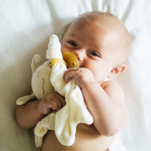 Natursutten pacifier comforter