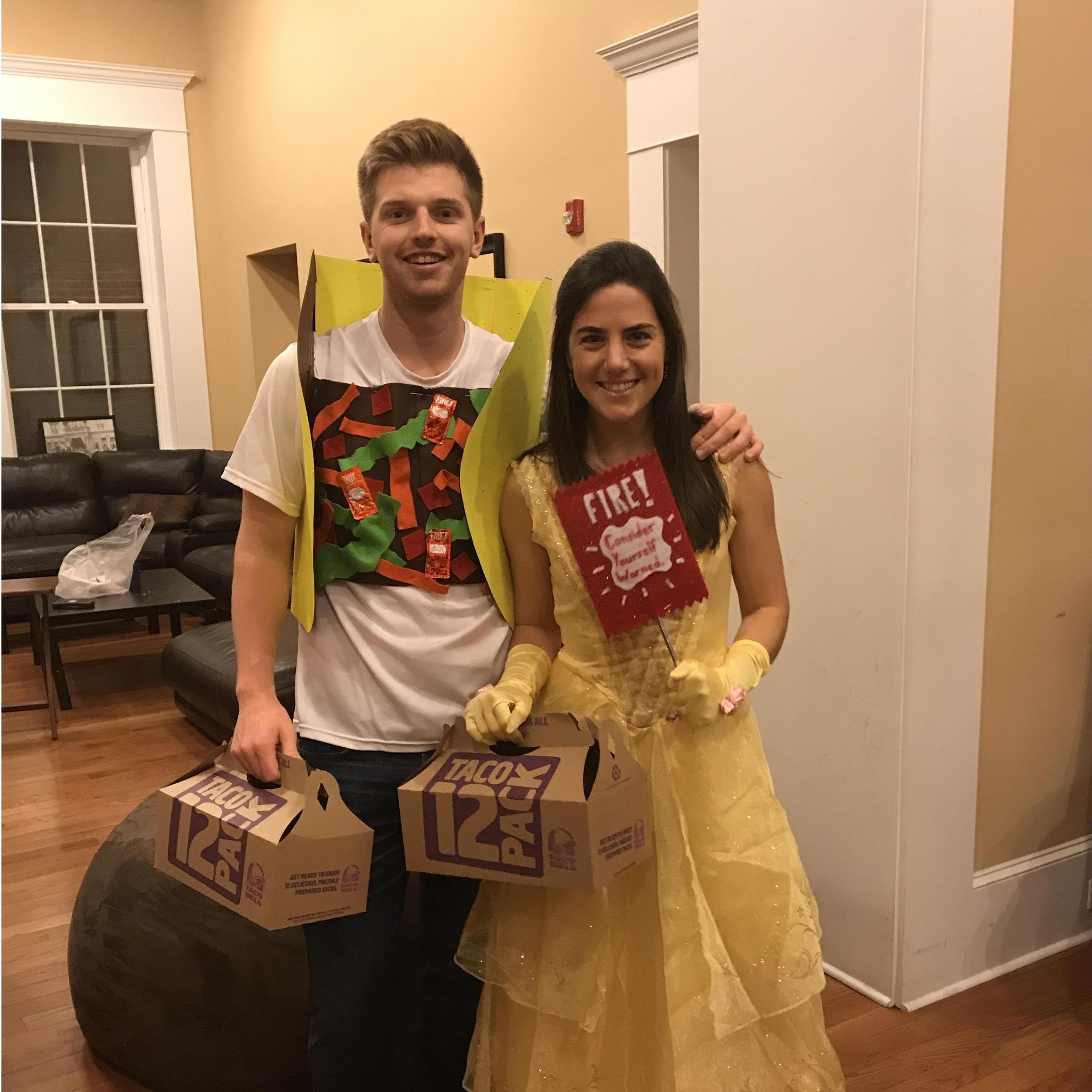 Our favorite halloween costume so far: "Taco-Belle"