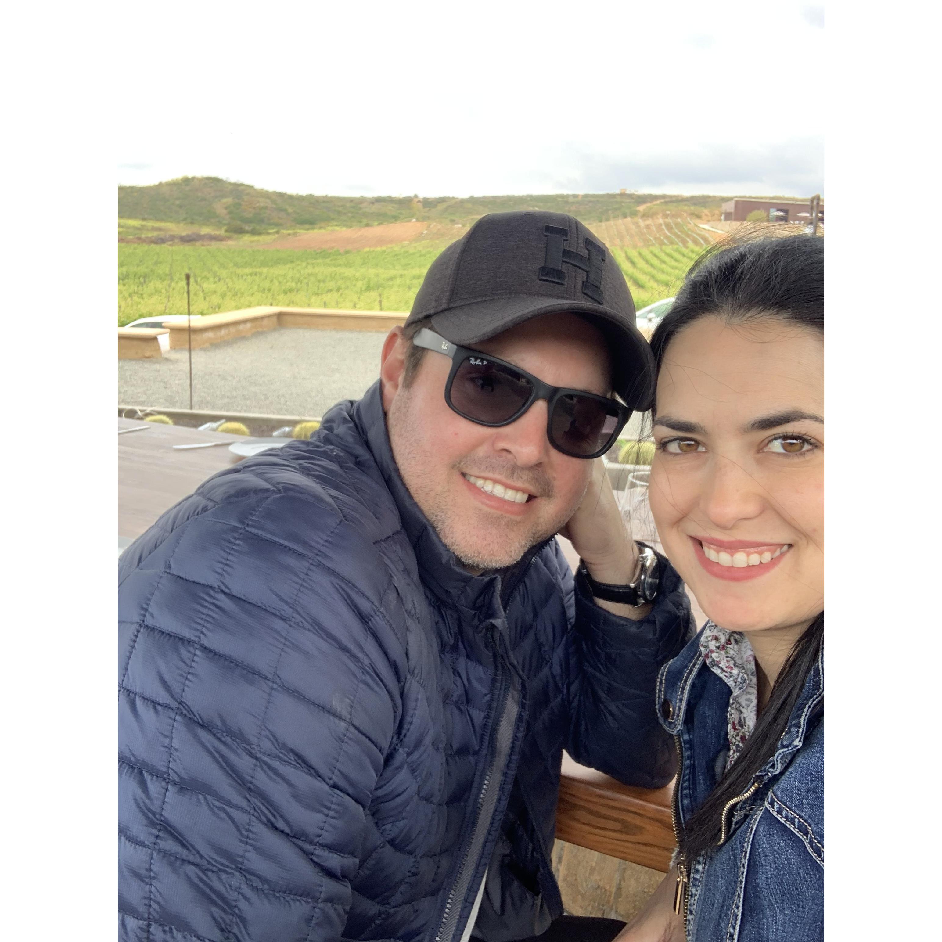 Nos encanta ir a viñedo Relieve 💕