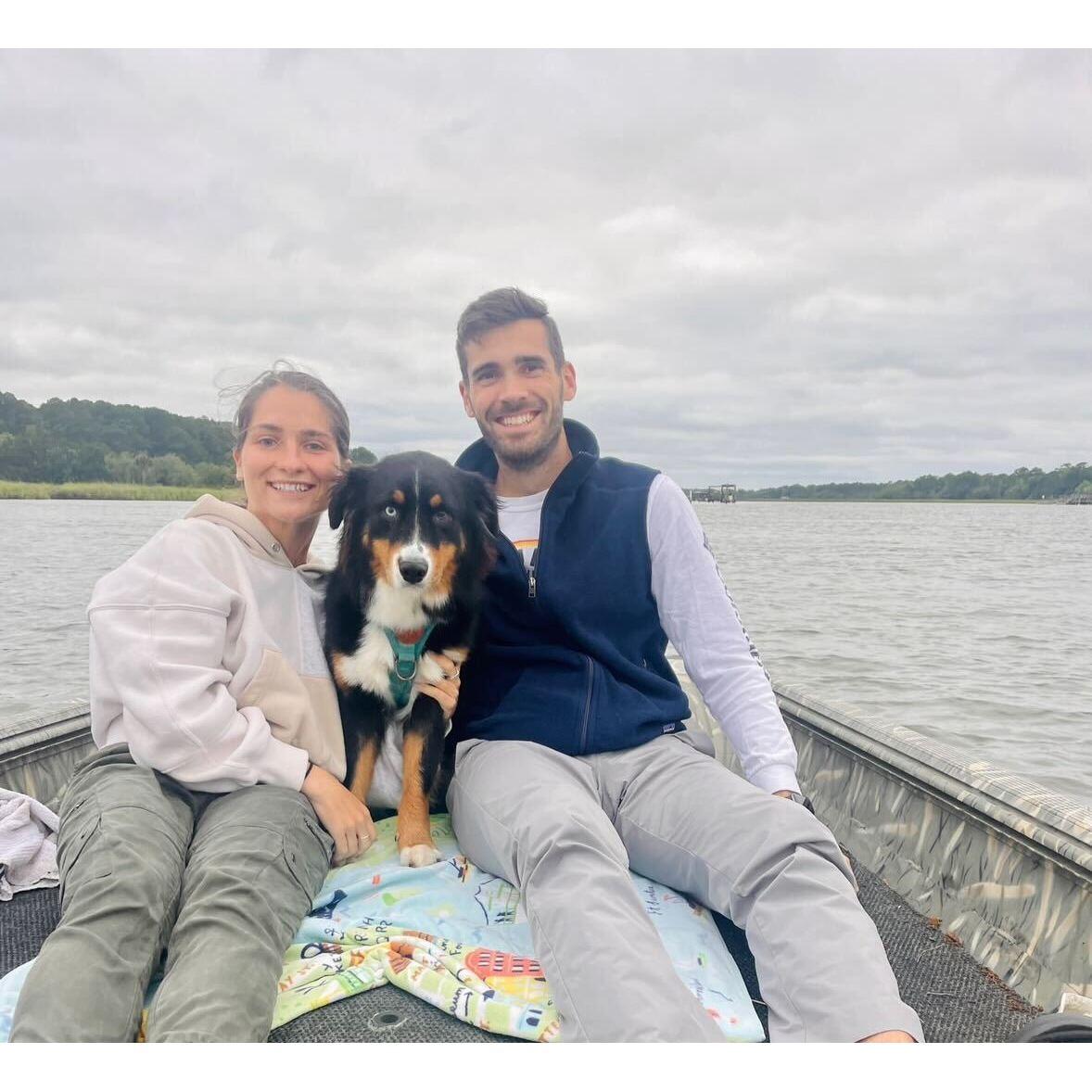 Exploring Bohicket creek in South Carolina with good friends, Caroline and Robbie, who were gracious enough to let our Cleo join!