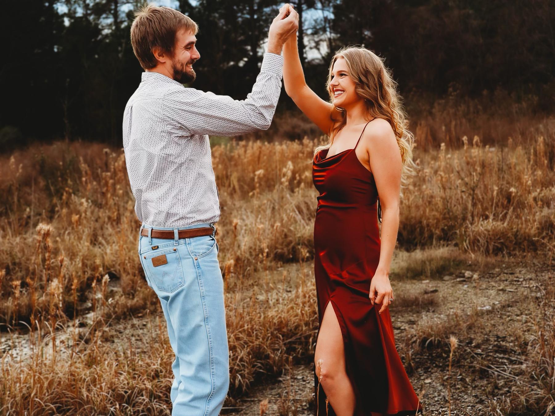 The Wedding Website of Courtney Small and Luke Lachowsky