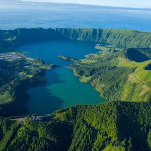 Kayaking on the Sete Cidades Lakes