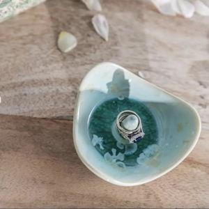 Simon Pearce Crystalline Ring Holder Jade