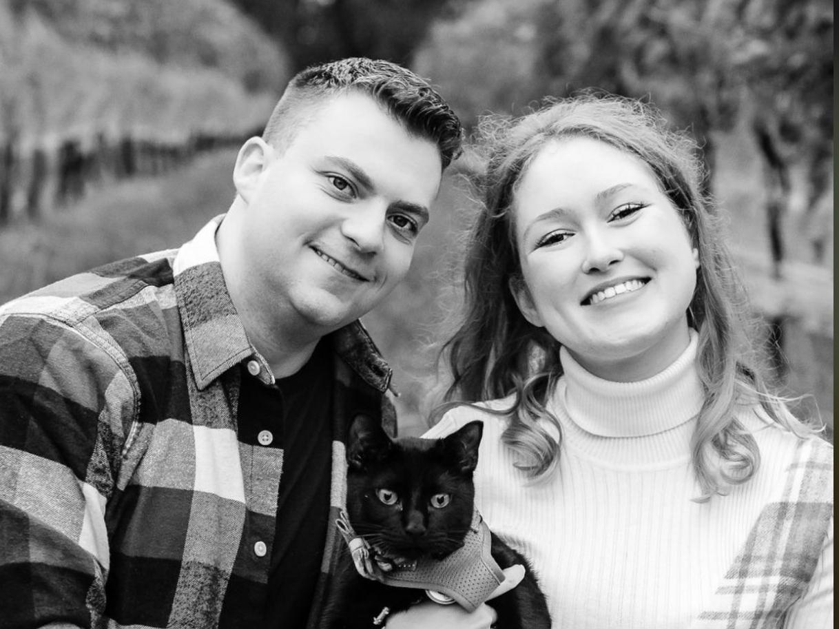 The Wedding Website of Amanda Mahoney and Tyler Williams