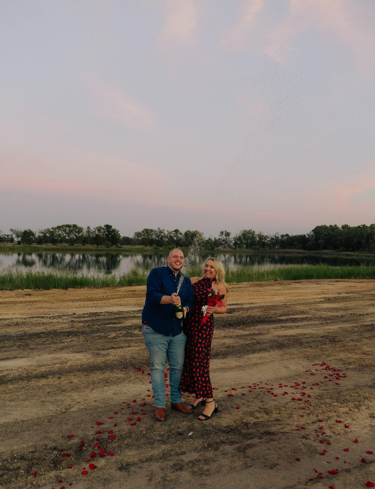 The Wedding Website of Ashleigh Hunter and Tyler Herndon