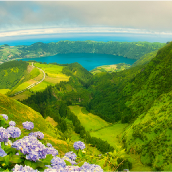Honeymooning in The Azores ♥