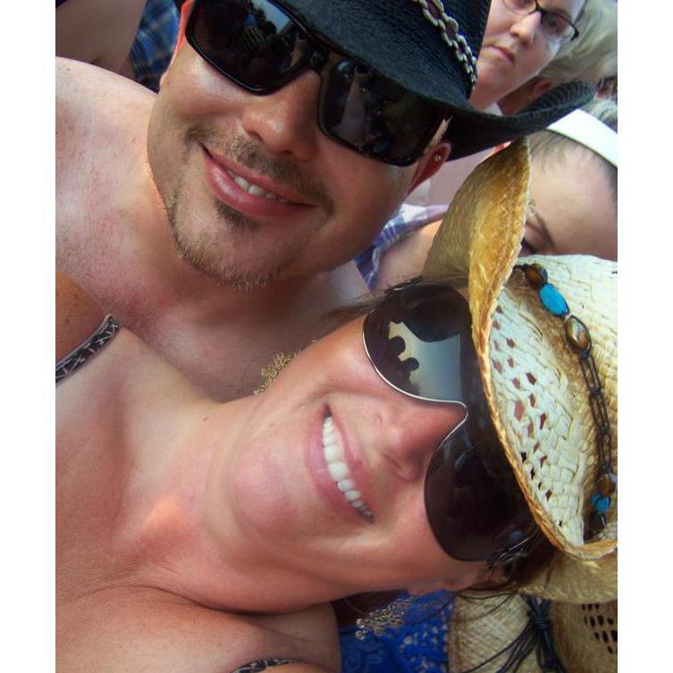 Kenny Chesney on the beach in Wildwood