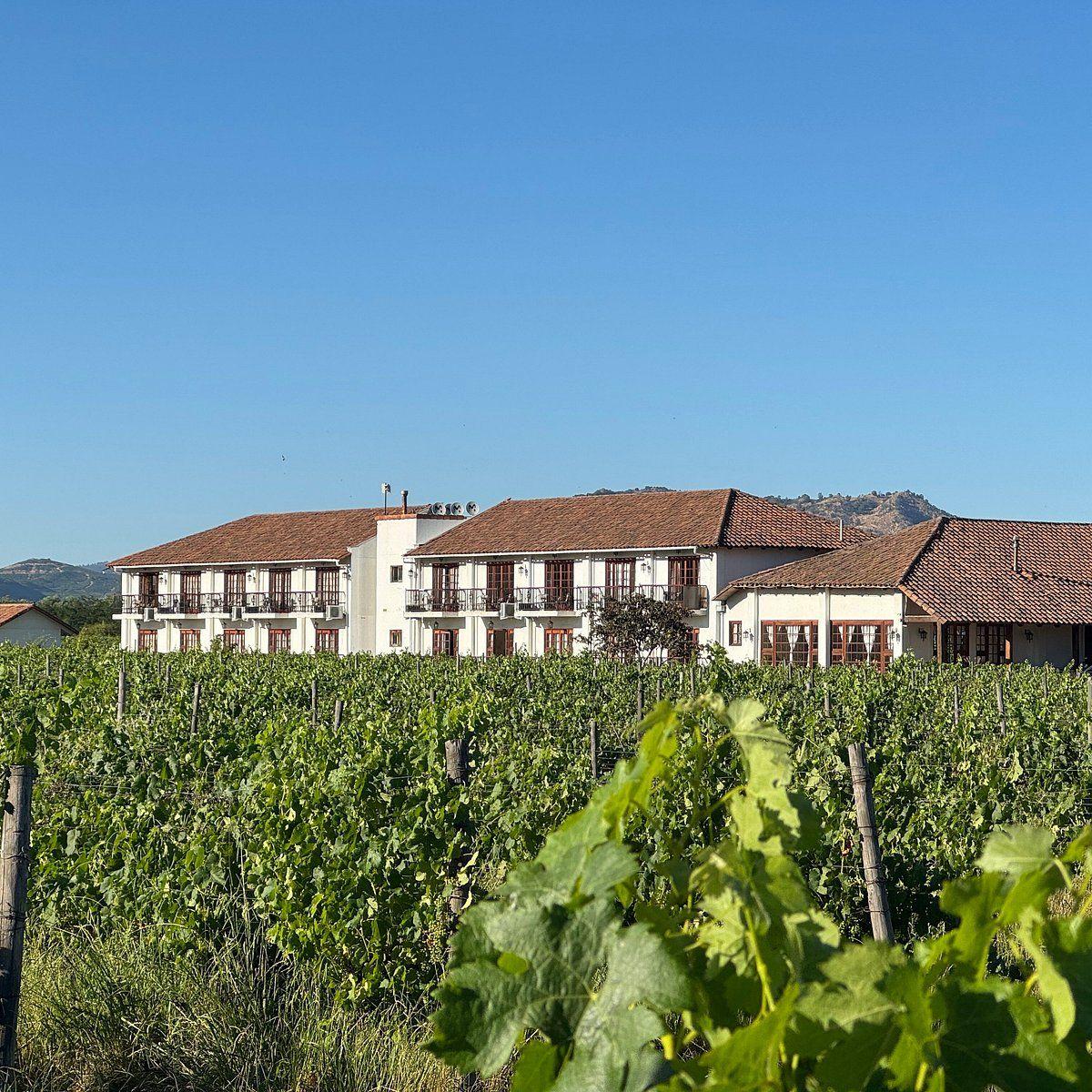 The Wedding Website of Andrés García Guerra and Daniela Andrea Davies Miranda