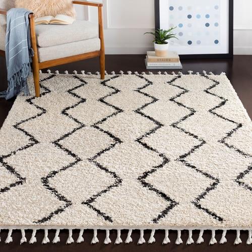 West End Area Rug 5'3" x 7'3" Rectangle