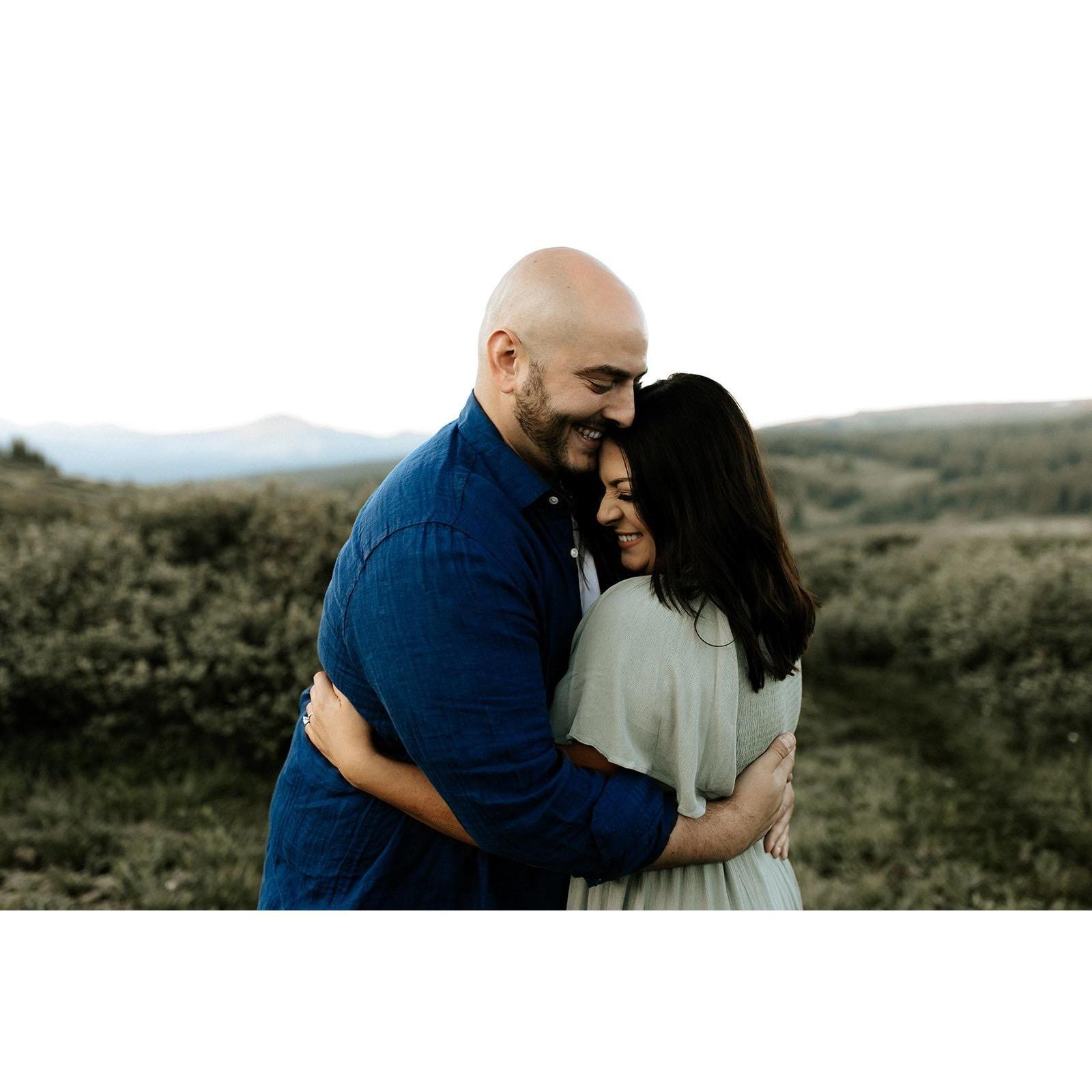 Engagement Pictures in Vail, Colorado