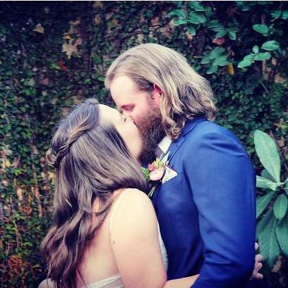 That first kiss as a married couple ;)