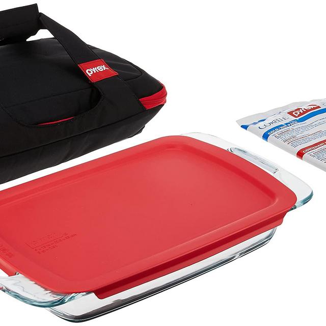 Pyrex Portables Glass Food Bakeware and Storage Containers (4-Piece Set, Insulated Carrier, BPA Free Lids)