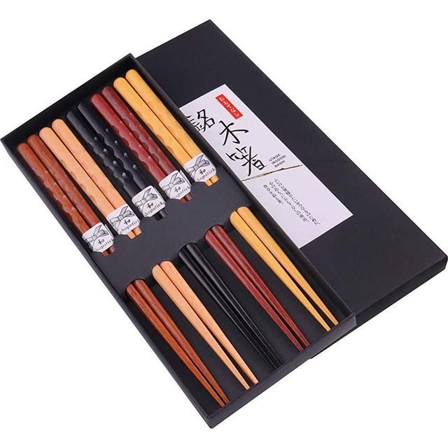 GLAMFIELDS Reusable Chopsticks Japanese Natural Wooden 5 Pairs Classic Style Lightweight Hand-Carved Safe Chop Sticks 8.8 Inch Gift Set