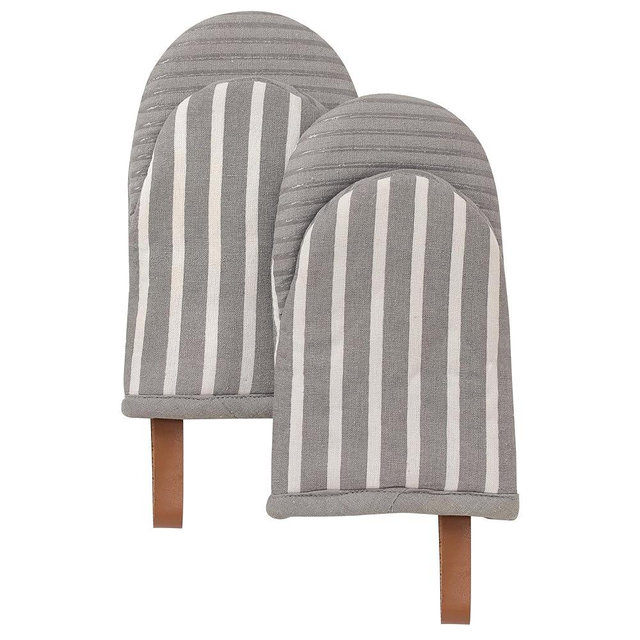 Folkulture Mini Oven Mitts Heat Resistant 5" x8", Set of 2 Short Oven Mitts with Hanging Loop, 100% Cotton Oven Gloves or Kitchen Mittens, Small Oven Mitt Set or Silicone Oven Mits (Neutral Gray)