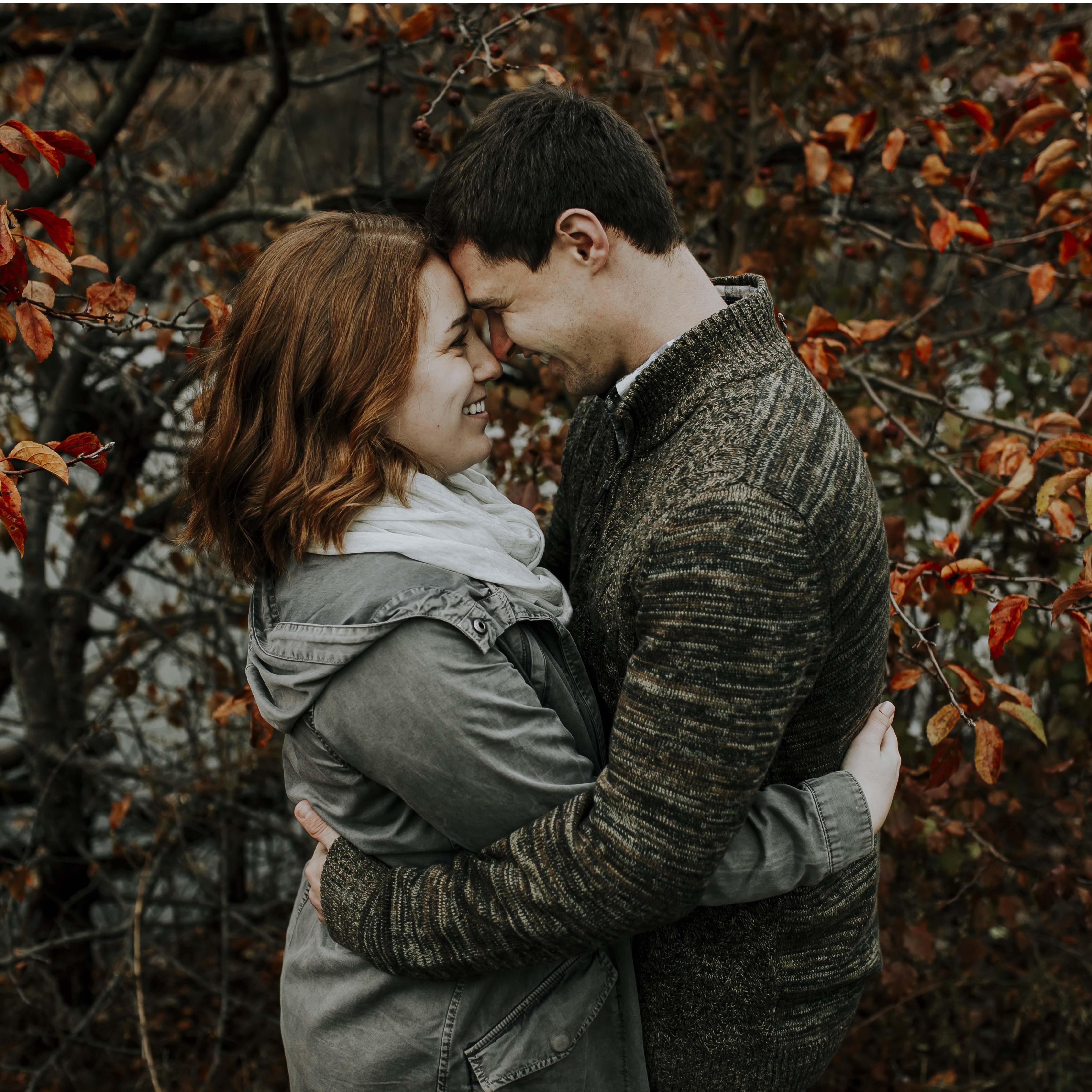 Engagement Photoshoot - Rogers-Lakewood Park in Valparaiso, IN