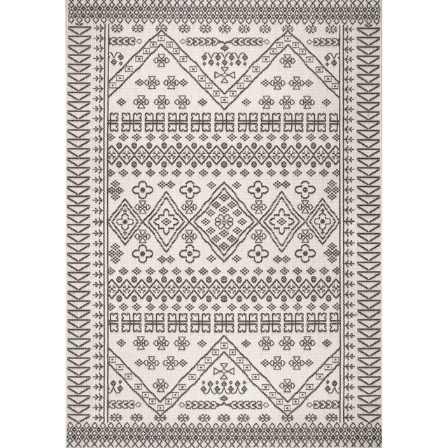 nuLOOM Kandace Bohemian Indoor and Outdoor Area Rug - Ivory 5x7