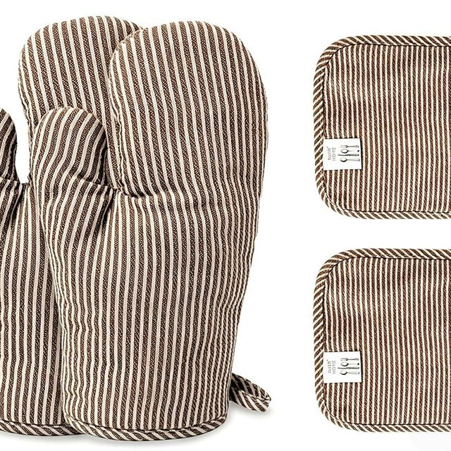 4Pcs Oven Mitts and Pot Holders, Heat Resistant Oven Mitts Set with Pothholder,Heat Resistant Microwave Gloves Safe for Baking,Cooking, BBQ (Khaki)