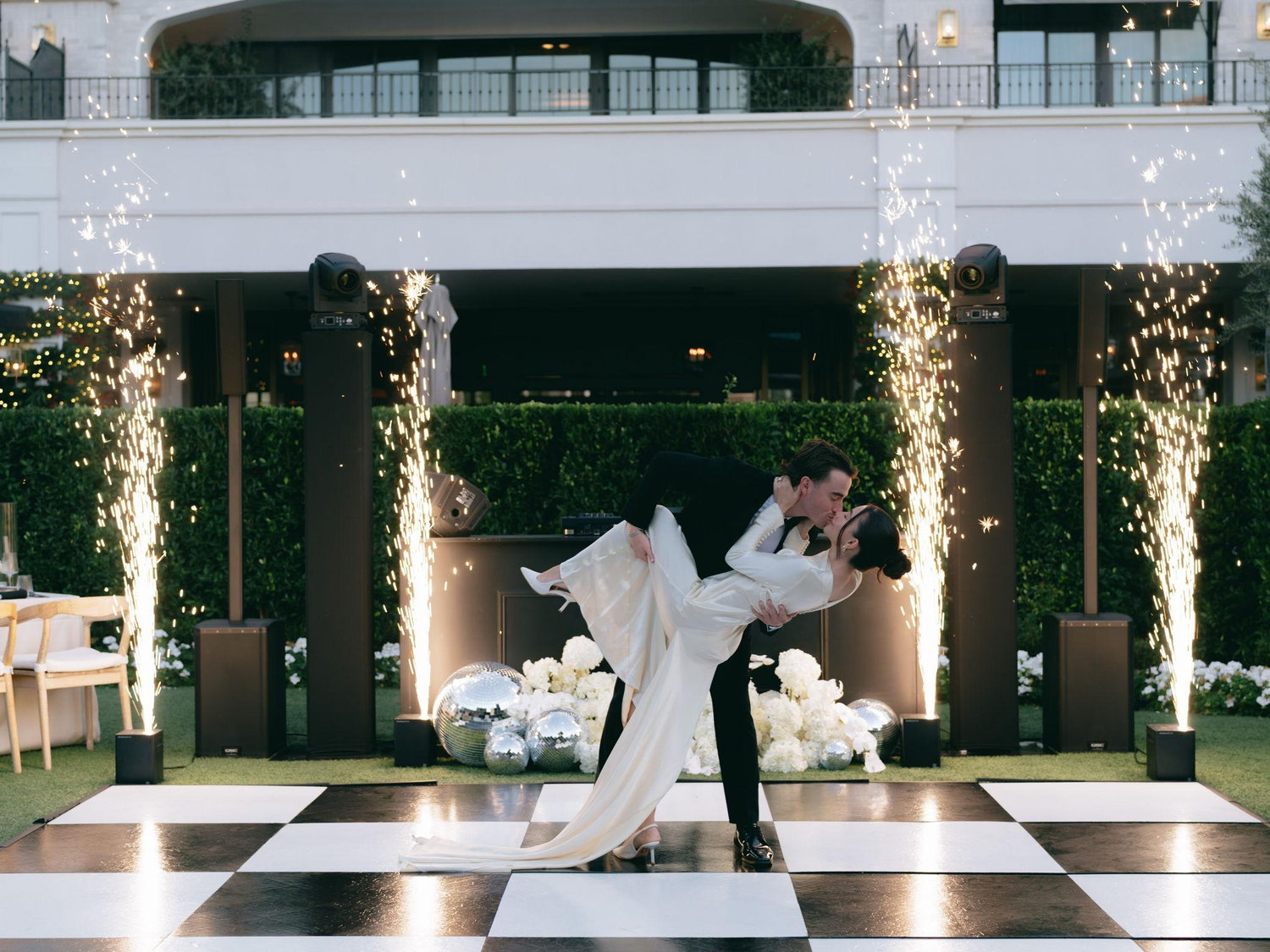 The Wedding Website of Isabel Byrd and Reid Graulich