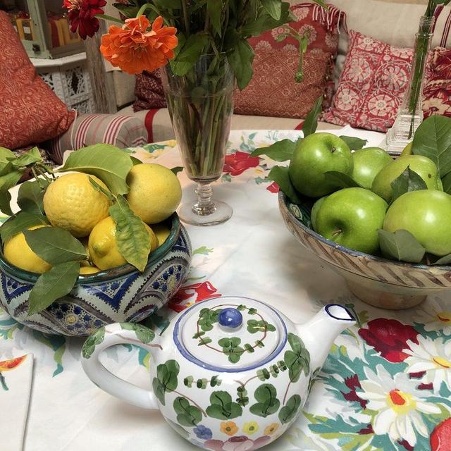 Classic Ivy Pottery Teapot - The Ivy Restaurant, Los Angeles